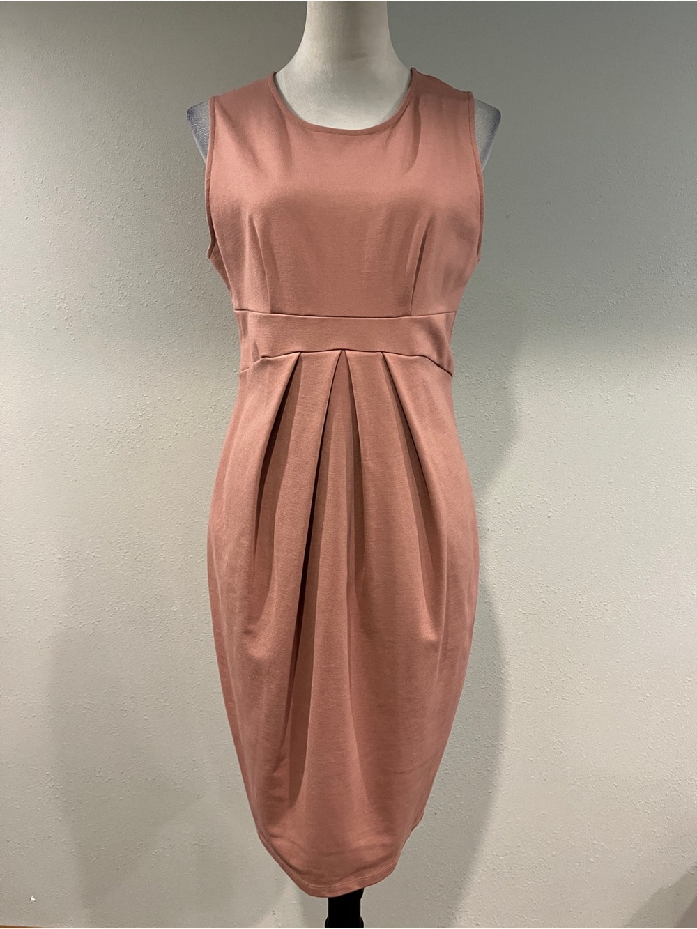 Hello Miz Sleeveless Rosewood Pleated‎ maternity Midi Dress size medium